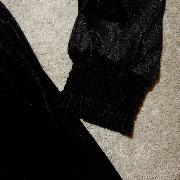 Caffe Marrakesh stretch black velvet blouse women's L long sleeve goth witchy - Picture 2 of 5